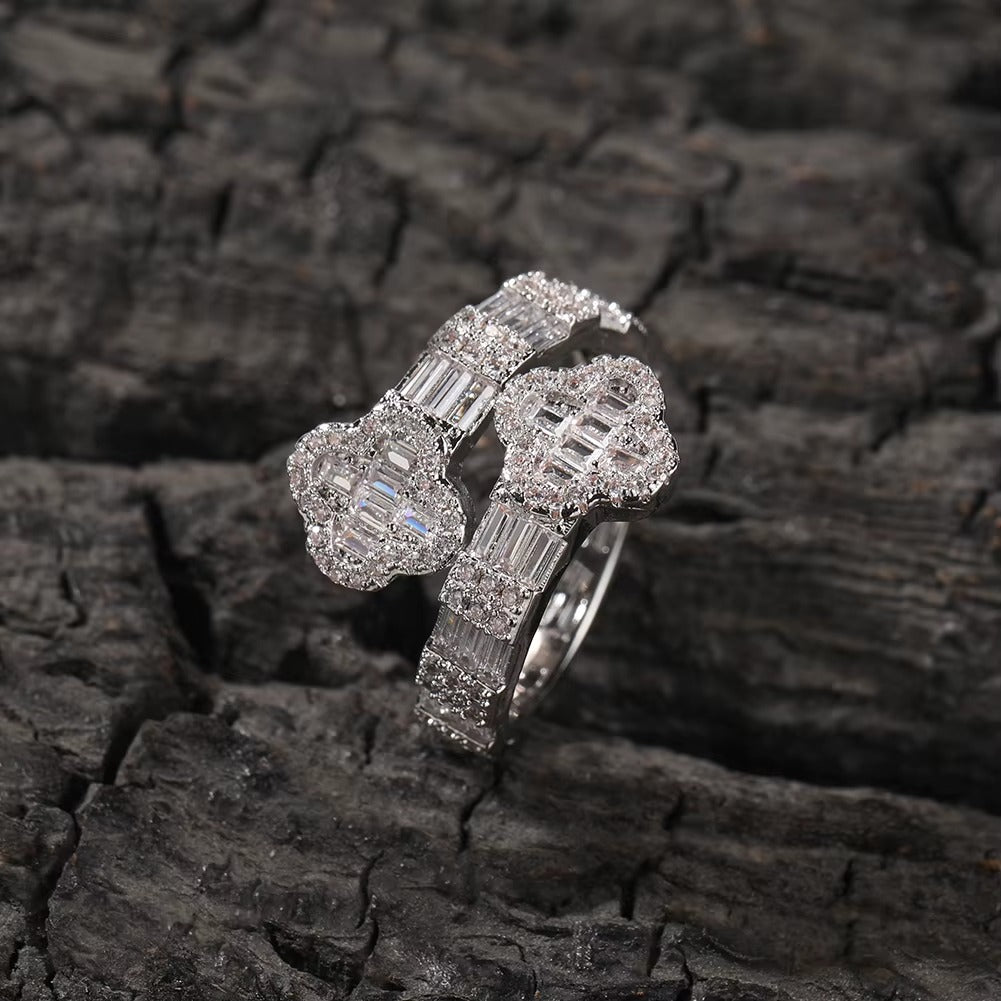 Iced Out Fyrklöver Ring
