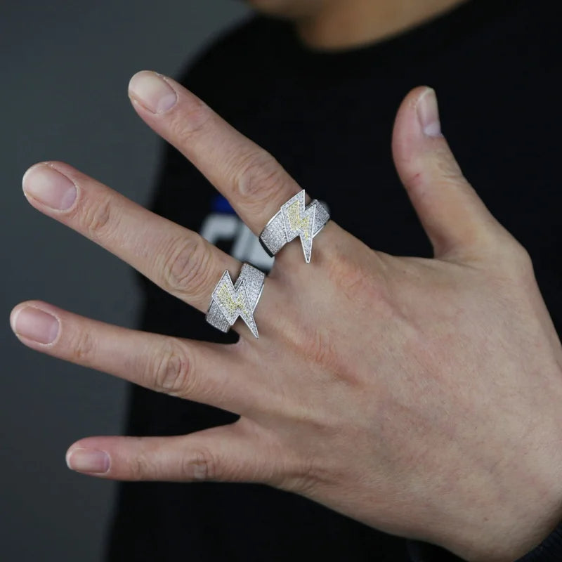 Blixtrande Iced Out Ring
