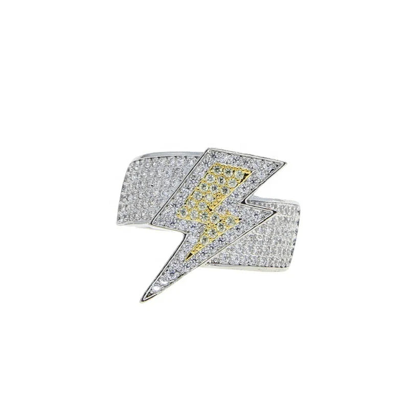 Blixtrande Iced Out Ring